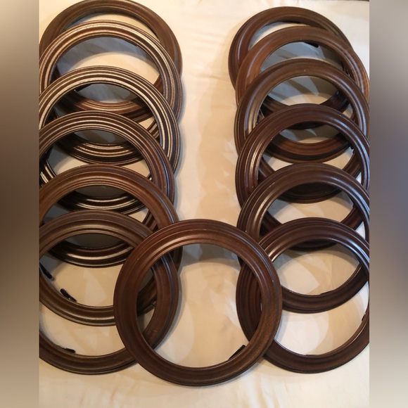 12 Van Hygan & Smythe Wall Plate Holders wood - Picture 1 of 16
